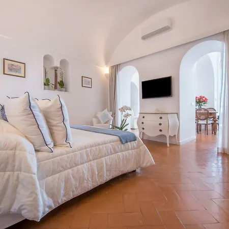 Casa Passalacqua 度假居 *